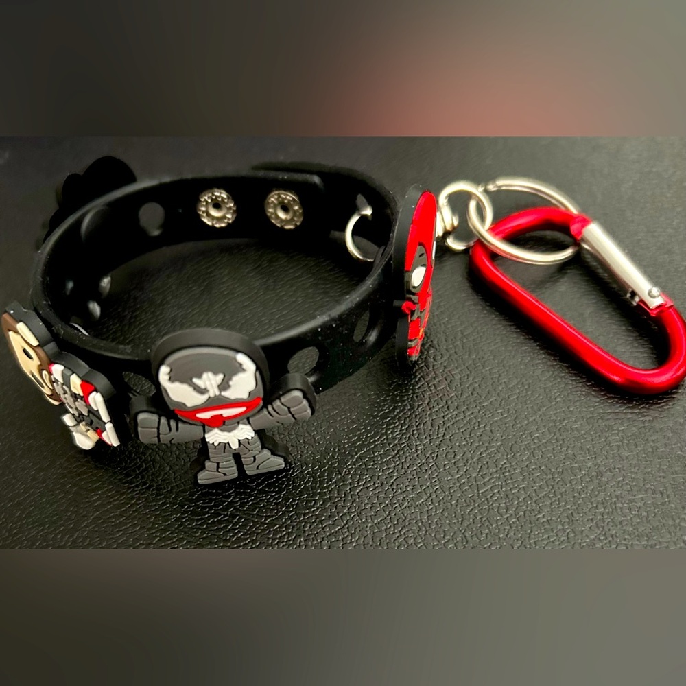 Brand New Marvel Characters Shoe Charm Bracelet/Key Ring